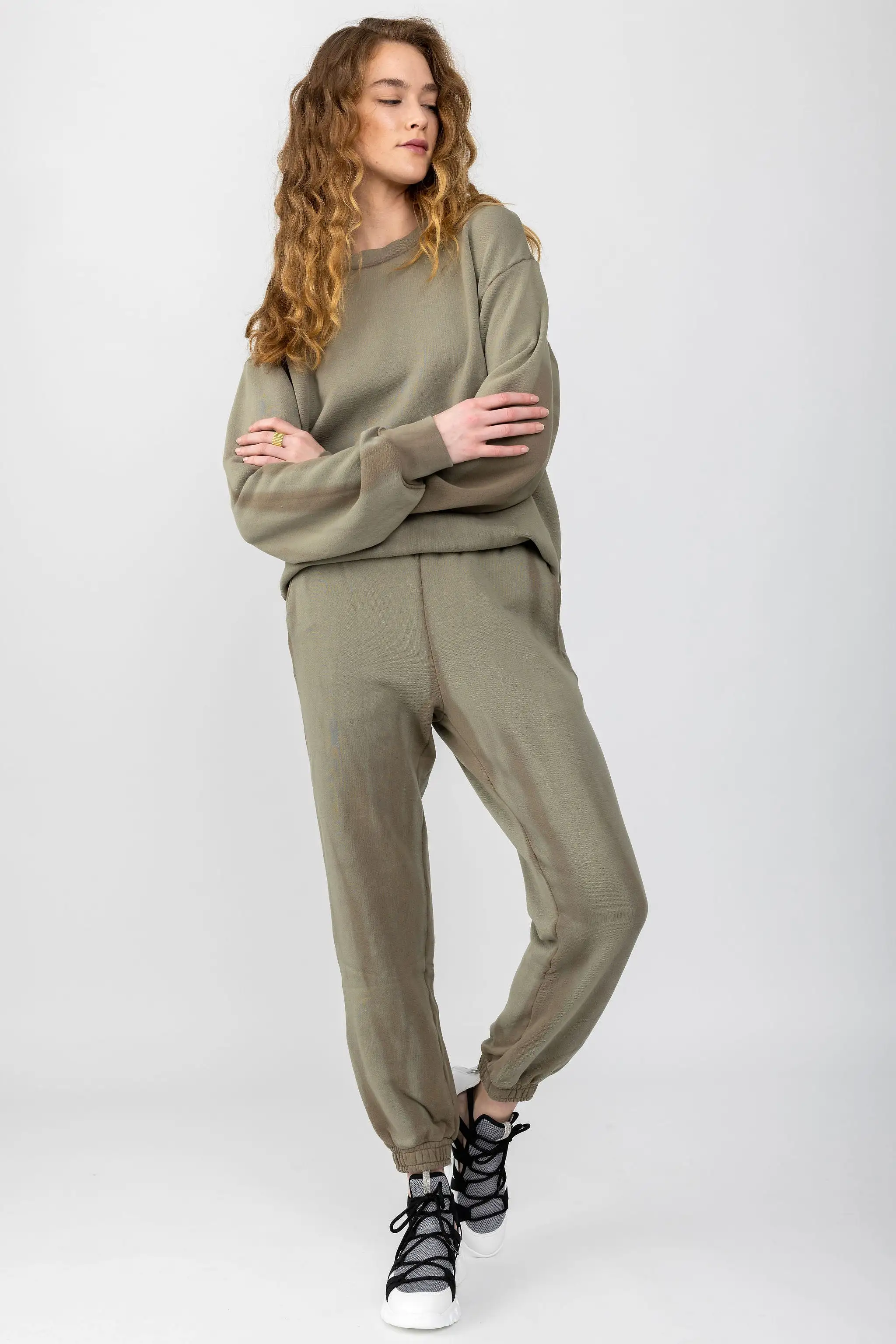 Brooklyn Sweatpant in Chai Cast