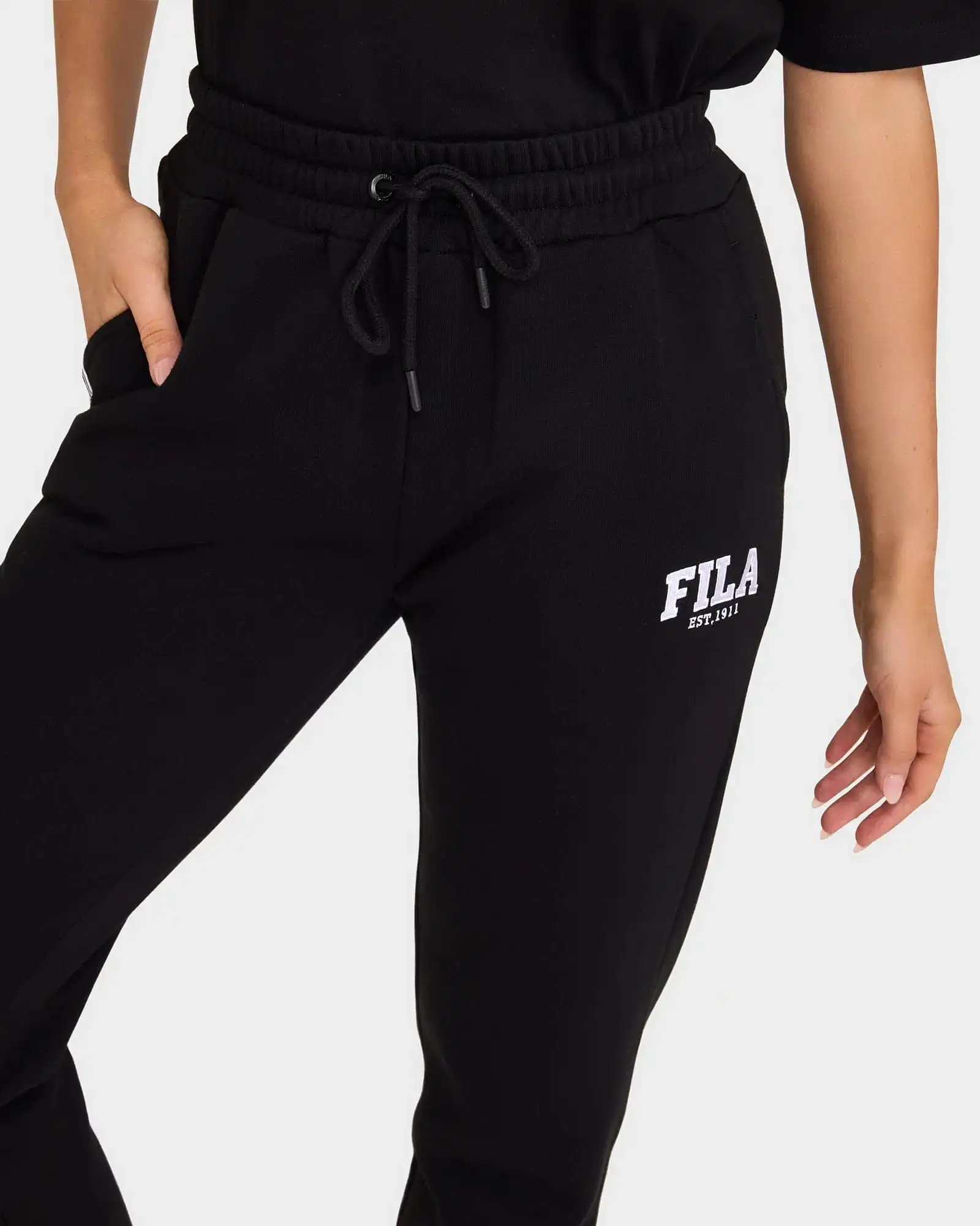 FILA UNISEX UC4.ZERO BLACK TRACKPANTS