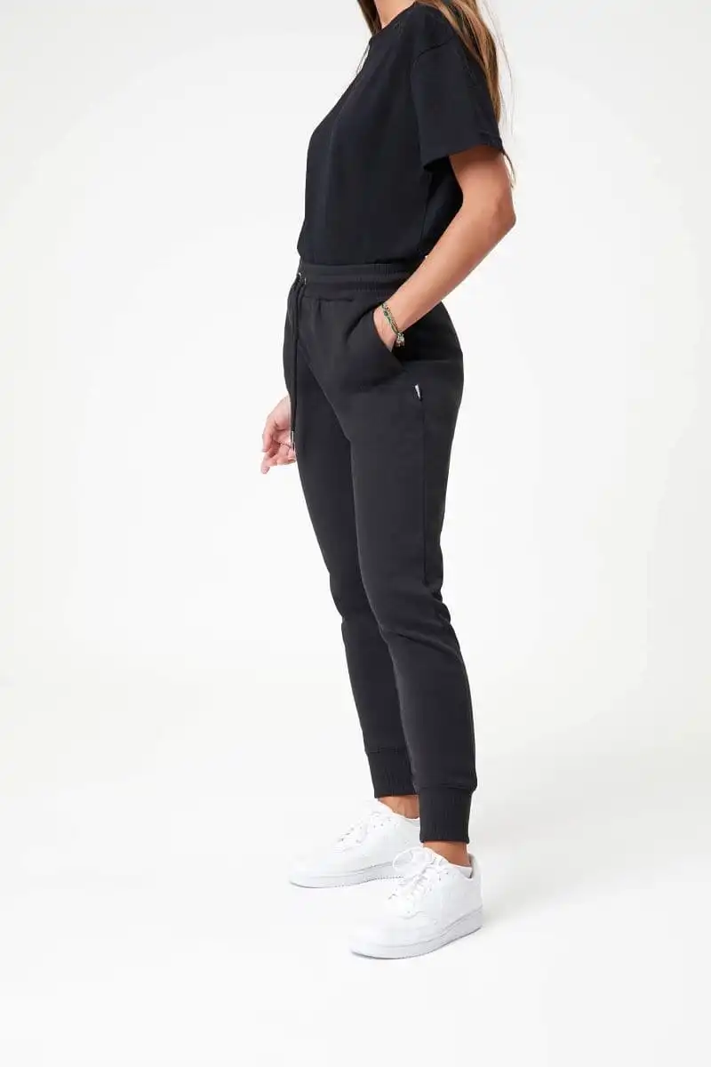 INSPORT WOMEN'S CHLOE SLIM FIT BLACK TRACKPANTS