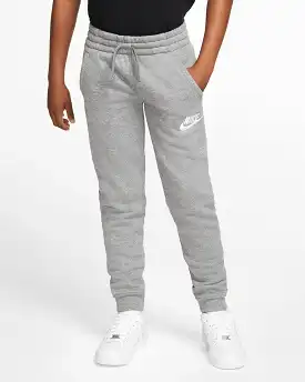 NIKE JUNIOR SPORTSWEAR CLUB FLEECE JOGGER GREY TRACKPANTS