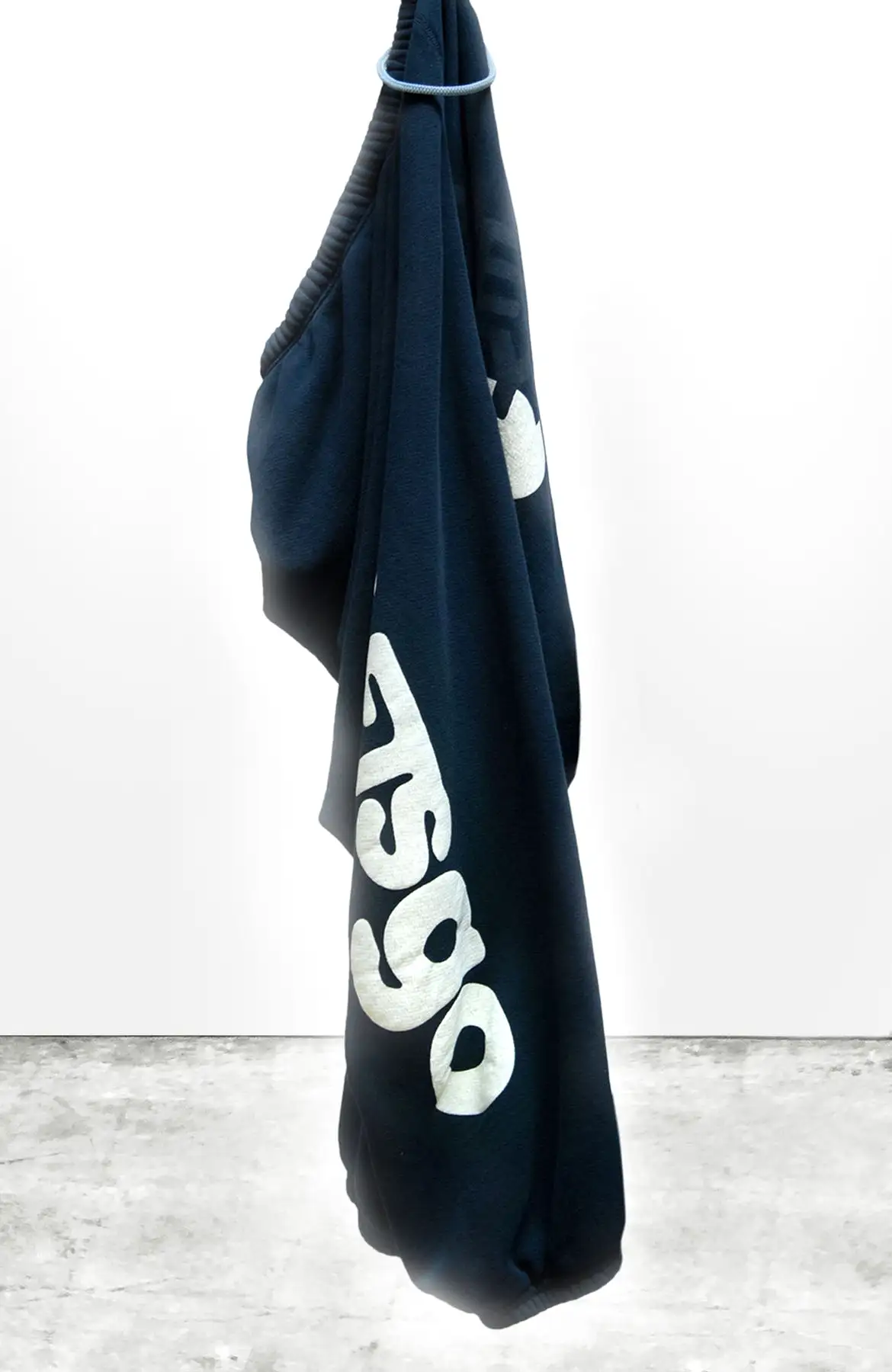 SUPERYUMM OG FREECITYLETSGO sweatpant in deepspace/cream